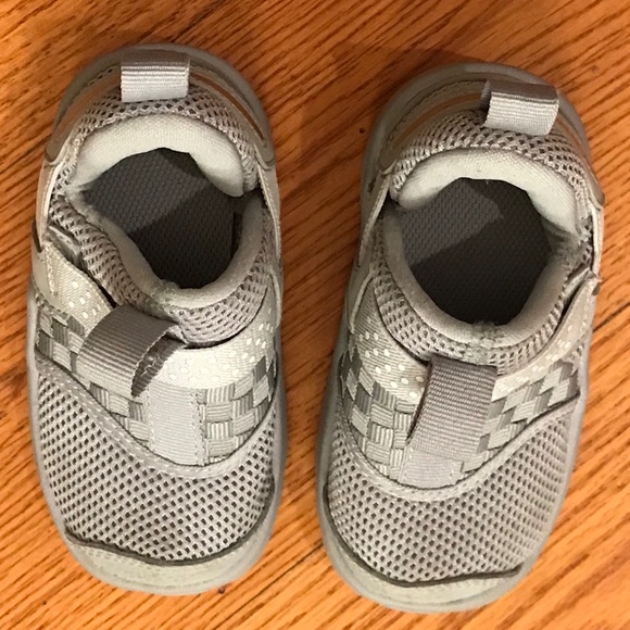 Jordan Infant Sneakers, Gray - Picture 2 of 5